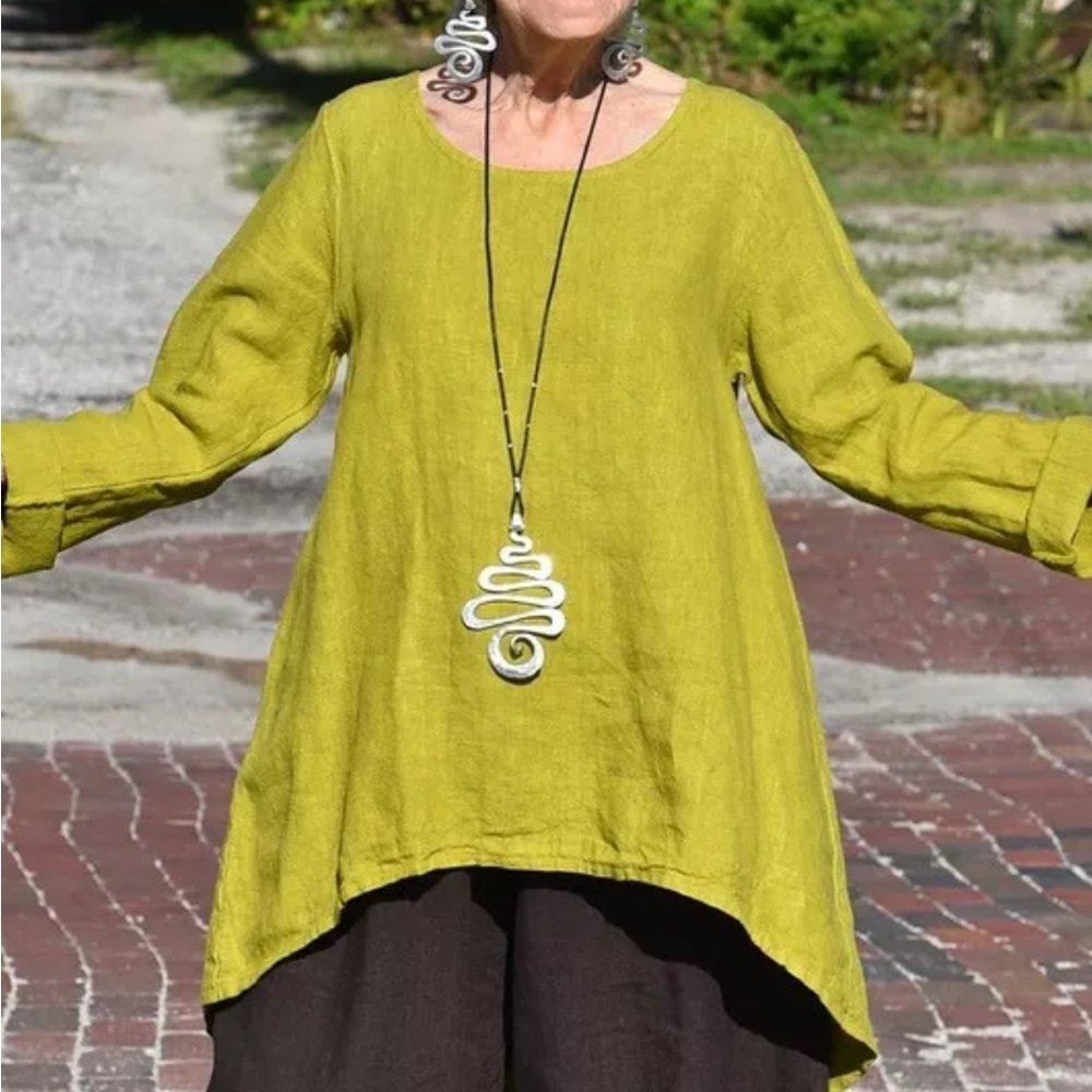 Elegant Gold Women's Top